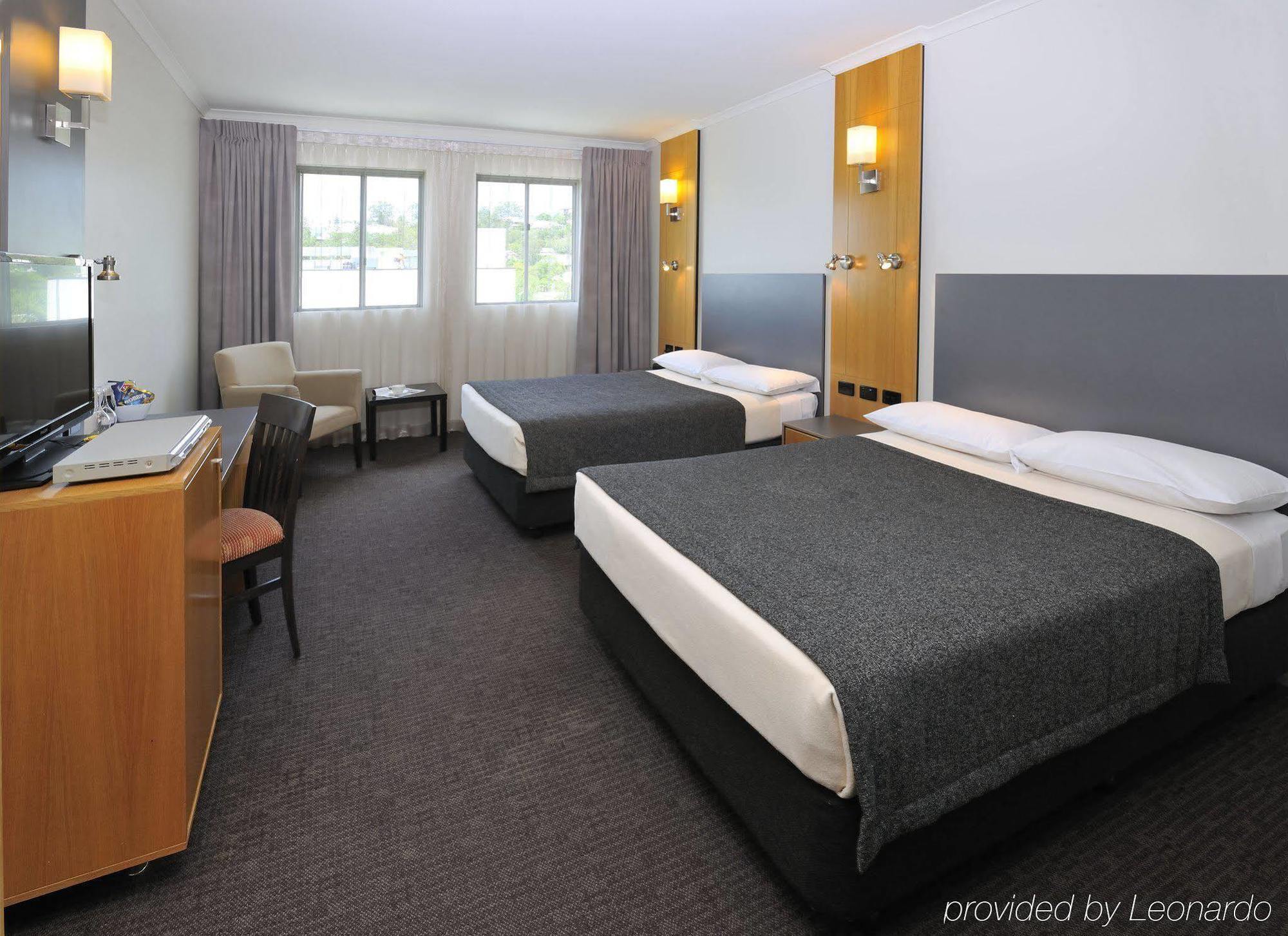 Metro Hotel Ipswich International 外观 照片